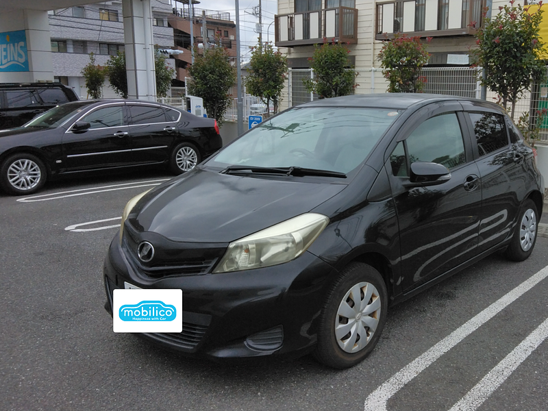 トヨタ ヴィッツ F