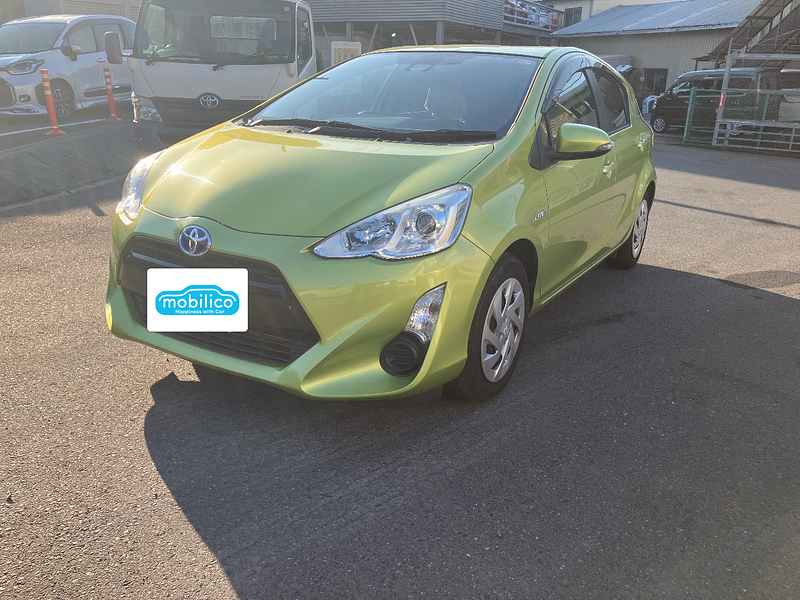 トヨタ アクア G